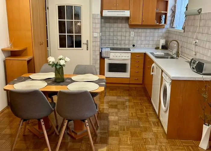 Ana Marija - Golf アパート *