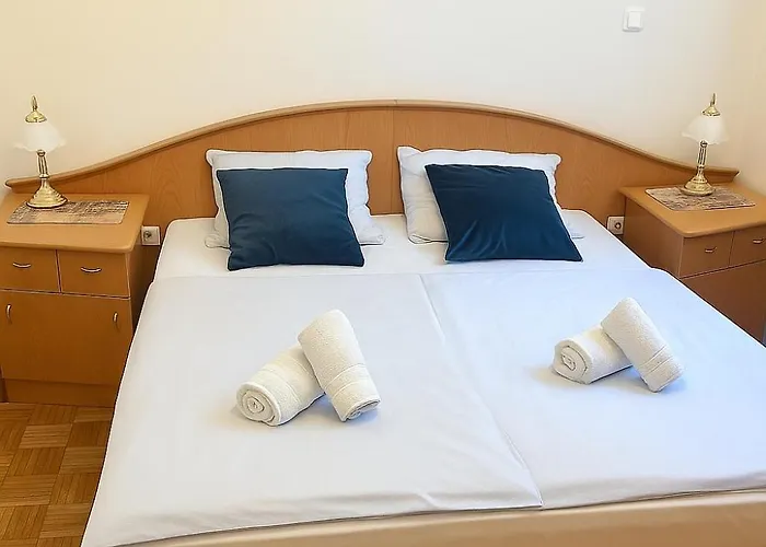 Ana Marija - Golf アパート *